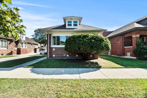 Photo of 7937 S Luella Avenue, Chicago, IL 60617 (MLS # 12547643)