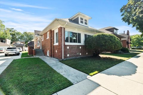 Tiny photo for 7937 S Luella Avenue, Chicago, IL 60617 (MLS # 12547643)