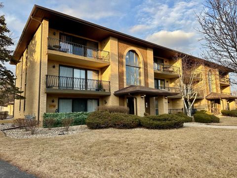 Tiny photo for 7304 Evergreen Drive #2B, Orland Park, IL 60462 (MLS # 12597452)