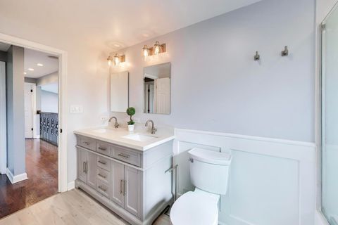 Tiny photo for Schaumburg, IL 60193 (MLS # 12627127)