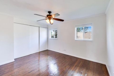 Tiny photo for Schaumburg, IL 60193 (MLS # 12627127)