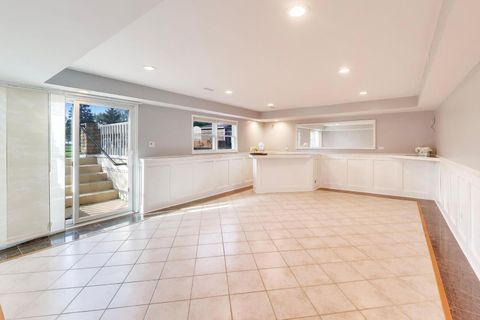 Tiny photo for Schaumburg, IL 60193 (MLS # 12627127)