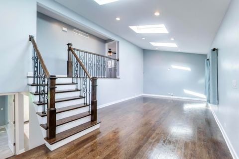 Tiny photo for Schaumburg, IL 60193 (MLS # 12627127)