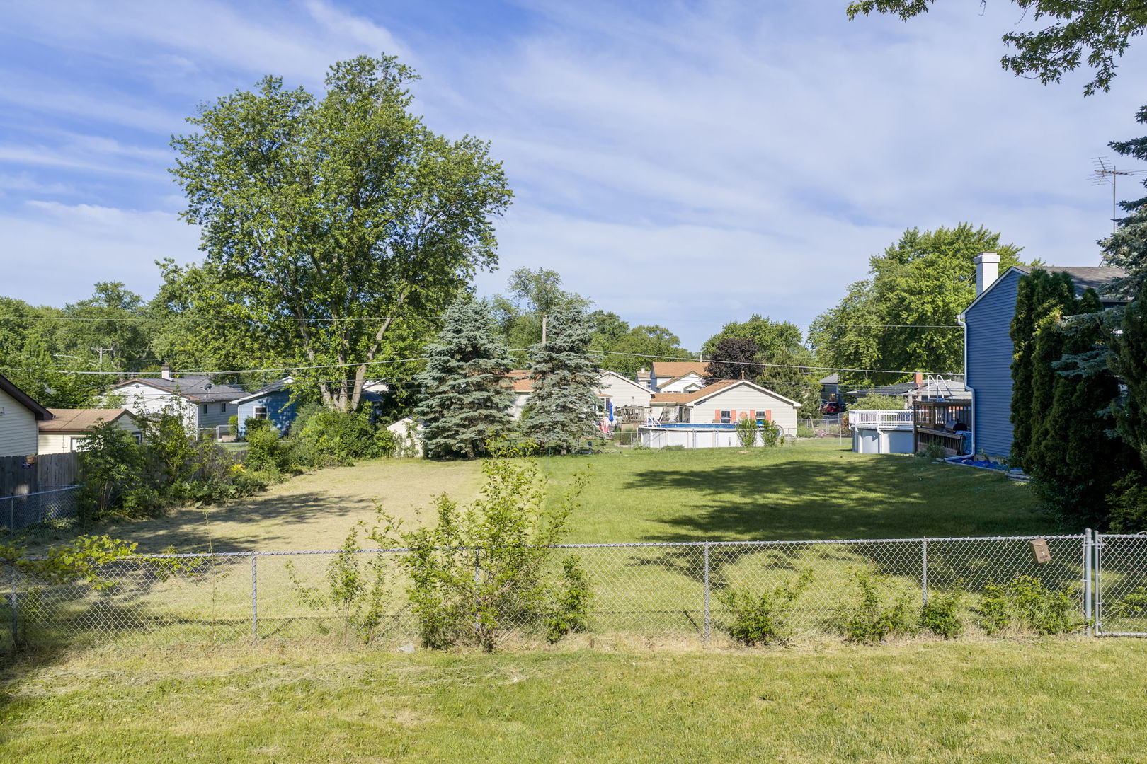1414 N Pleasant Drive