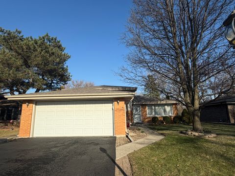 Tiny photo for 10631 S Lori Lane, Palos Hills, IL 60465 (MLS # 12599948)