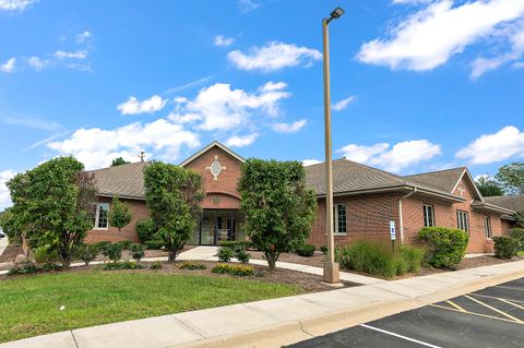 6825 Kingery Highway Willowbrook IL 60527