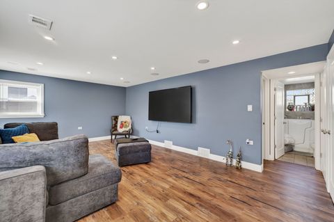 Tiny photo for 9124 Meade Avenue, Oak Lawn, IL 60453 (MLS # 12599543)