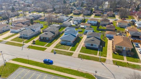 Tiny photo for 9124 Meade Avenue, Oak Lawn, IL 60453 (MLS # 12599543)