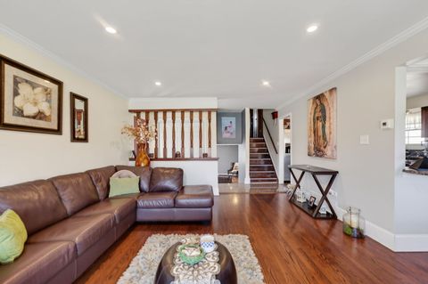 Tiny photo for 9124 Meade Avenue, Oak Lawn, IL 60453 (MLS # 12599543)