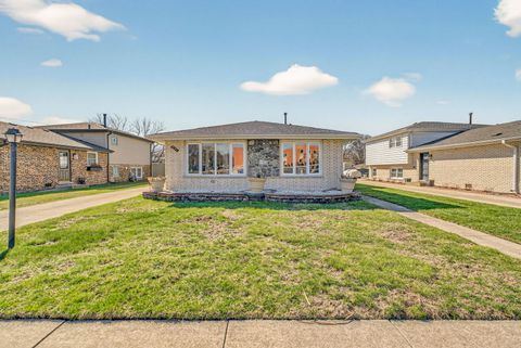 Photo of 9124 Meade Avenue, Oak Lawn, IL 60453 (MLS # 12599543)