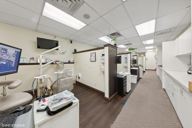 4239 S Archer Avenue 2