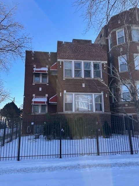 1473 W 77th Street Chicago IL 60620
