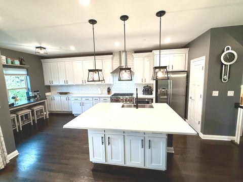 Tiny photo for 636 Parkside Court, Libertyville, IL 60048 (MLS # 12757212)