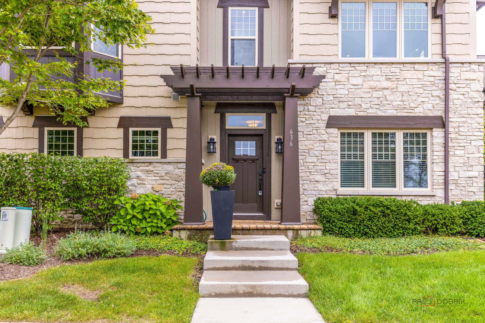 636 Parkside Court