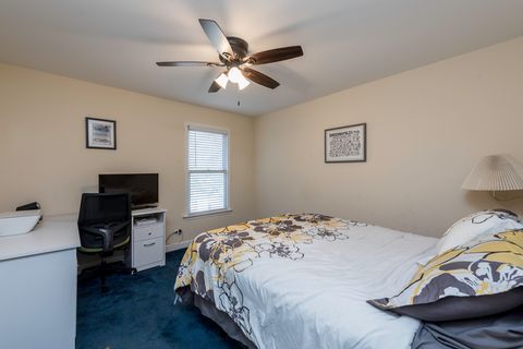 Tiny photo for 3482 Ellis Avenue, Gurnee, IL 60031 (MLS # 12506897)