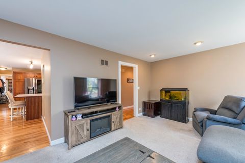Tiny photo for 3482 Ellis Avenue, Gurnee, IL 60031 (MLS # 12506897)