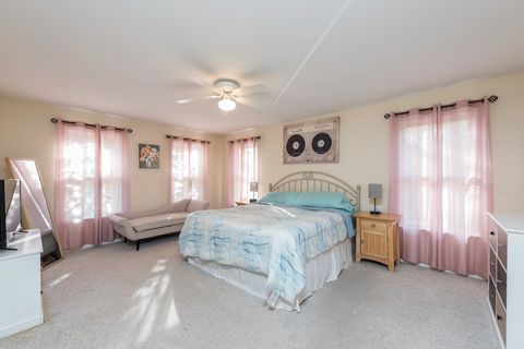 Tiny photo for 3482 Ellis Avenue, Gurnee, IL 60031 (MLS # 12506897)