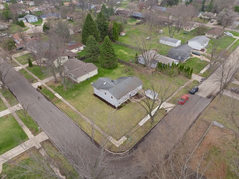 Tiny photo for 5008 Valentine Place, Rockford, IL 61108 (MLS # 12613732)