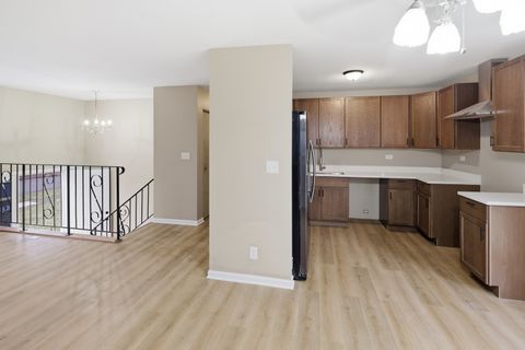 Tiny photo for 5008 Valentine Place, Rockford, IL 61108 (MLS # 12613732)