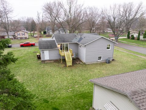 Tiny photo for 5008 Valentine Place, Rockford, IL 61108 (MLS # 12613732)