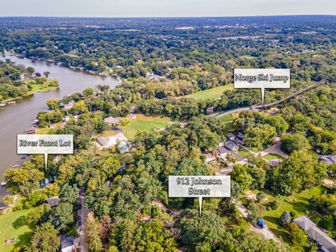 Tiny photo for 912 Johnson Street, Fox River Grove, IL 60021 (MLS # 12752065)