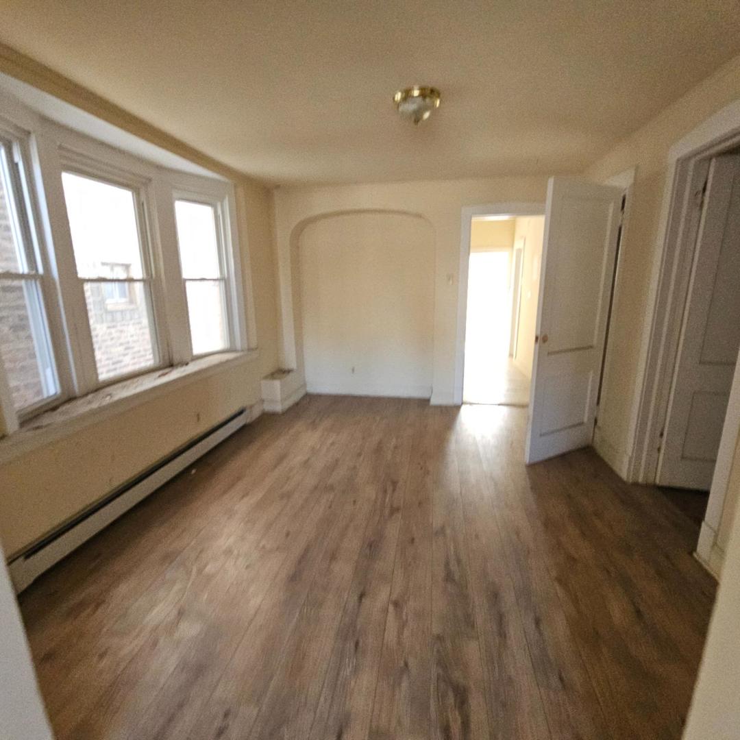 4743 W Fulton Street