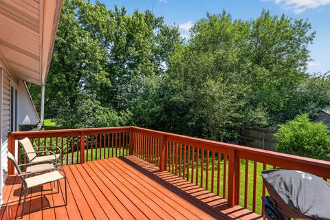 Tiny photo for 4 Devon Court, Bolingbrook, IL 60440 (MLS # 12714521)