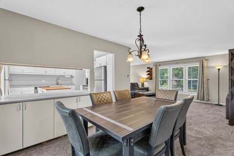 Tiny photo for 4 Devon Court, Bolingbrook, IL 60440 (MLS # 12714521)