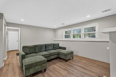Tiny photo for 4 Devon Court, Bolingbrook, IL 60440 (MLS # 12714521)