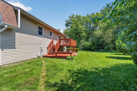 Tiny photo for 4 Devon Court, Bolingbrook, IL 60440 (MLS # 12714521)
