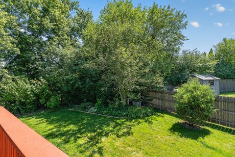 Tiny photo for 4 Devon Court, Bolingbrook, IL 60440 (MLS # 12714521)
