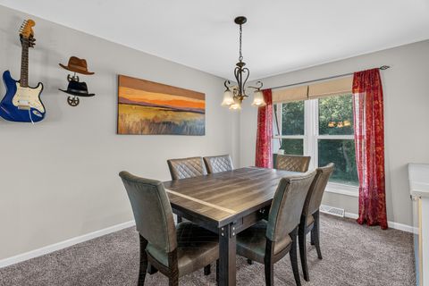 Tiny photo for 4 Devon Court, Bolingbrook, IL 60440 (MLS # 12714521)