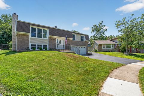 Tiny photo for 4 Devon Court, Bolingbrook, IL 60440 (MLS # 12714521)