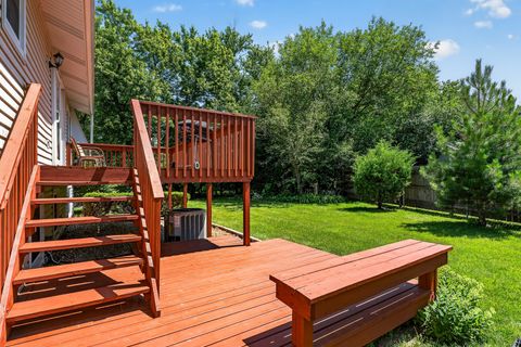 Tiny photo for 4 Devon Court, Bolingbrook, IL 60440 (MLS # 12714521)