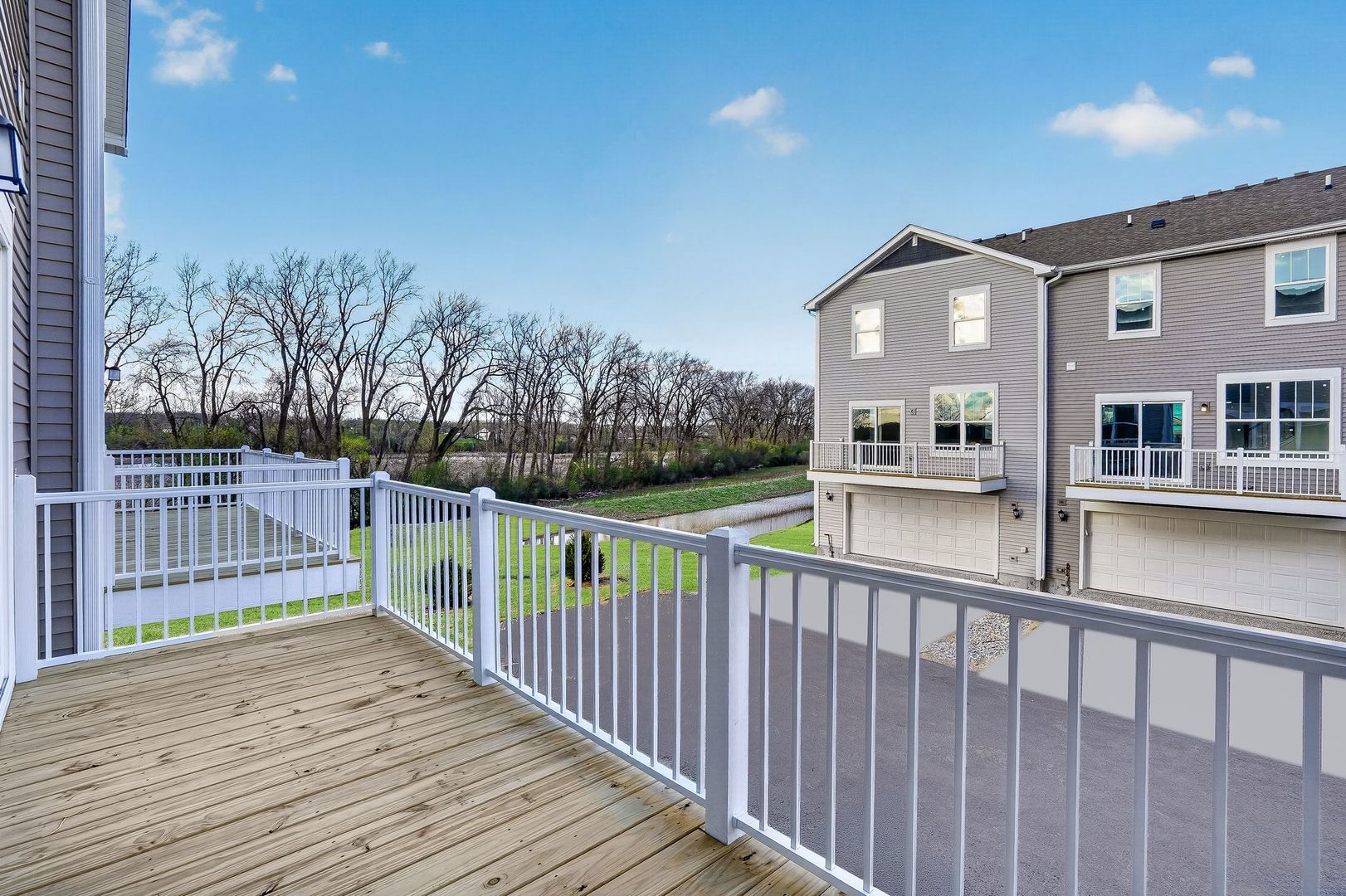 427 Red Oak Circle