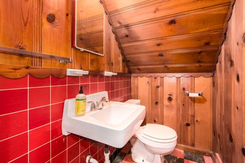 Tiny photo for 474 E Washington Street, Des Plaines, IL 60016 (MLS # 12521827)