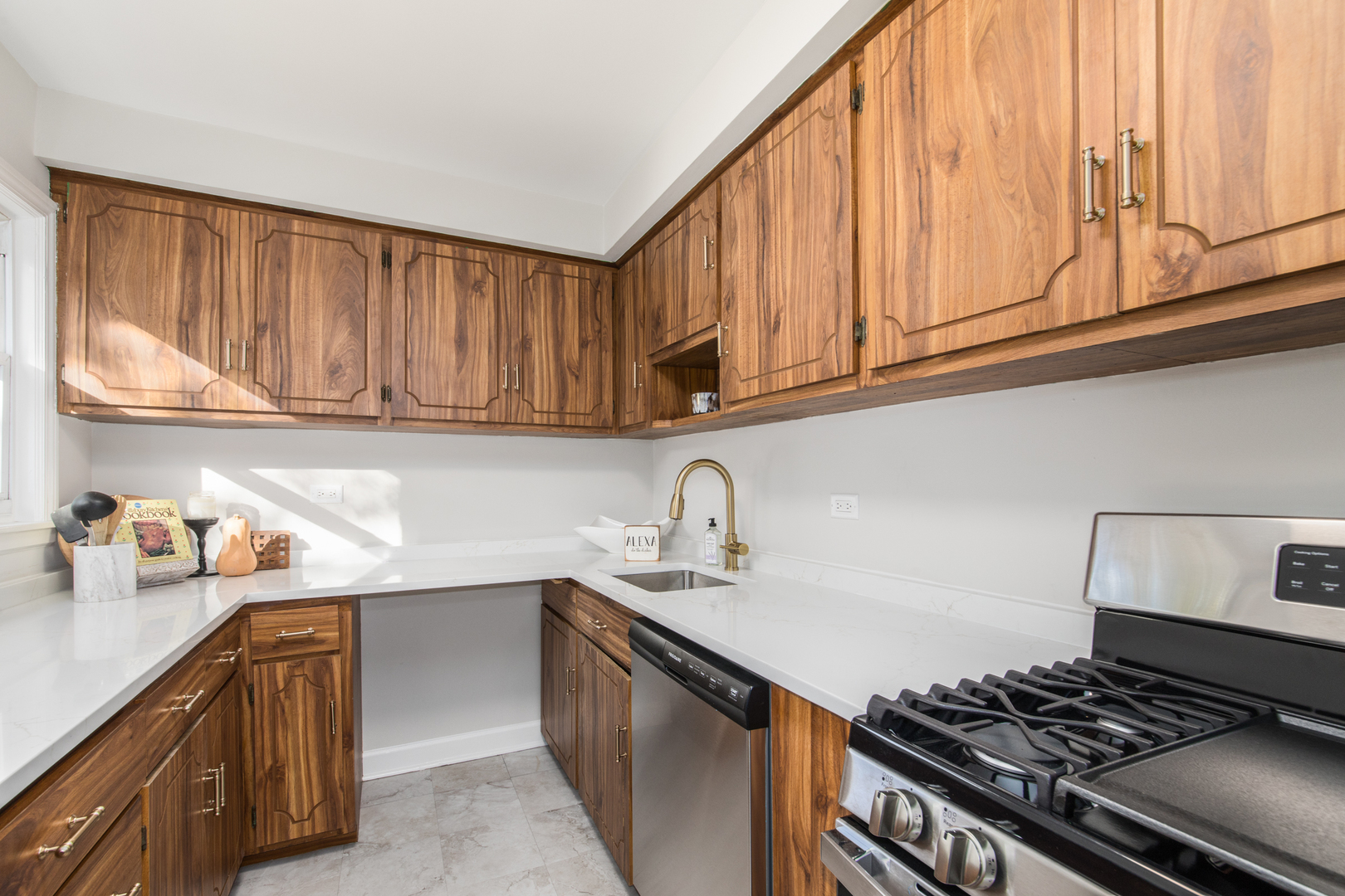 474 E Washington Street