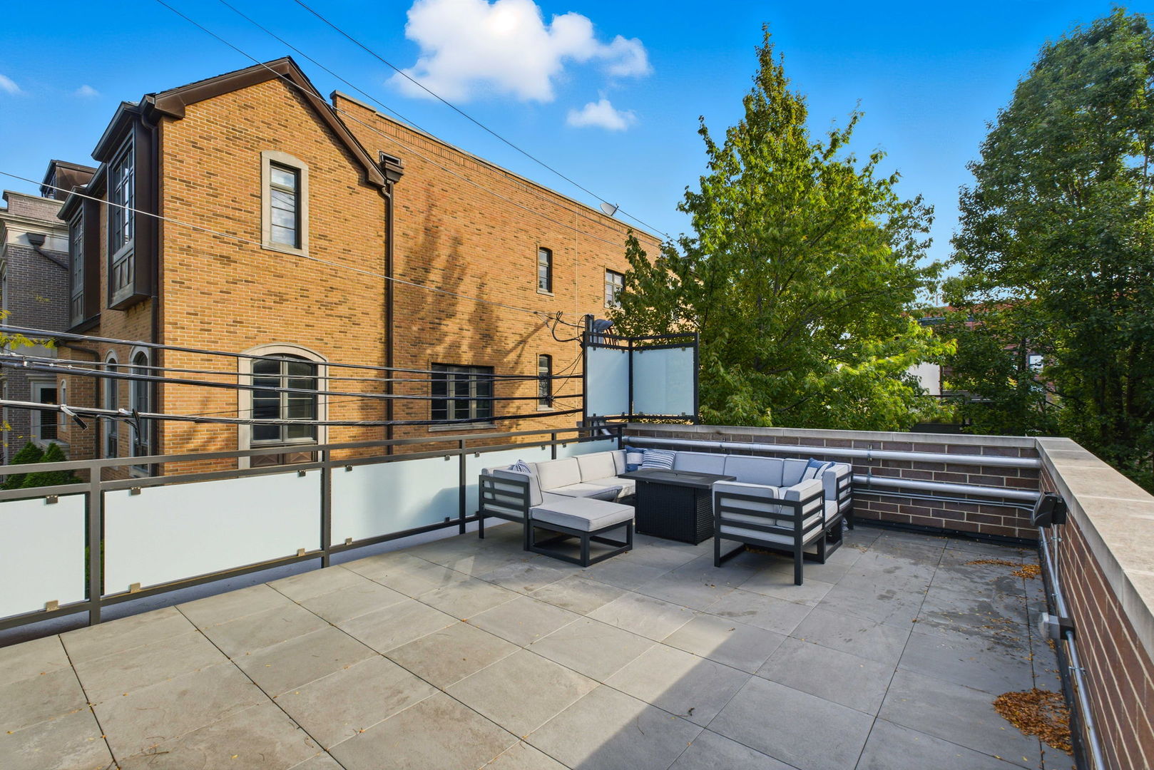 1656 W Wrightwood Avenue 3