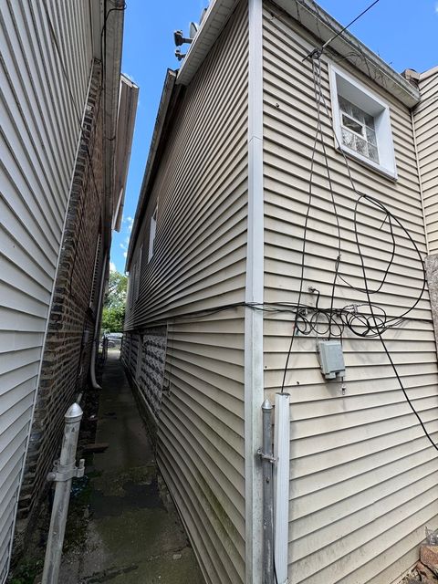 Tiny photo for 6905 S Woodlawn Avenue, Chicago, IL 60637 (MLS # 12480718)