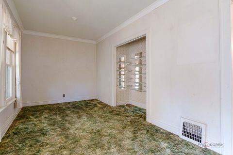 Tiny photo for 308 Mckinley Avenue, Libertyville, IL 60048 (MLS # 12559423)