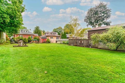 Tiny photo for 308 Mckinley Avenue, Libertyville, IL 60048 (MLS # 12559423)