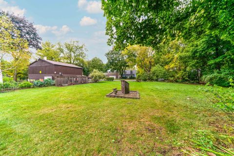 Tiny photo for 308 Mckinley Avenue, Libertyville, IL 60048 (MLS # 12559423)
