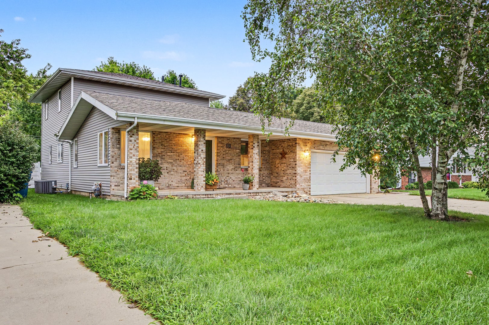 808 N Mohave Drive
