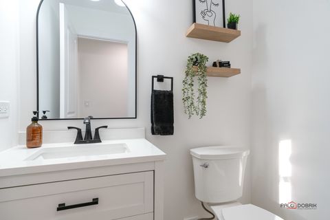 Tiny photo for 805 S Benton Street, Palatine, IL 60067 (MLS # 12467298)