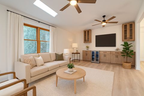 Tiny photo for 805 S Benton Street, Palatine, IL 60067 (MLS # 12467298)