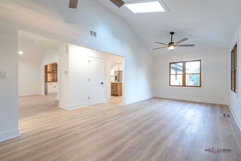 Tiny photo for 805 S Benton Street, Palatine, IL 60067 (MLS # 12467298)