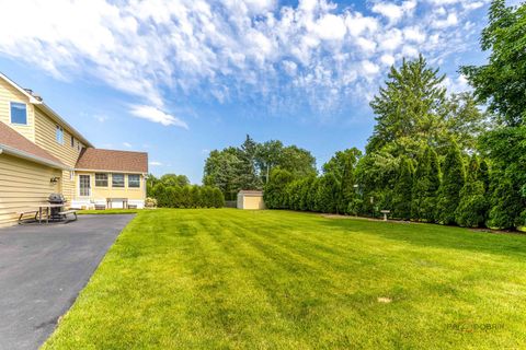 Tiny photo for 22205 W PINEVIEW Drive, Antioch, IL 60002 (MLS # 12717912)