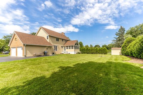 Tiny photo for 22205 W PINEVIEW Drive, Antioch, IL 60002 (MLS # 12717912)