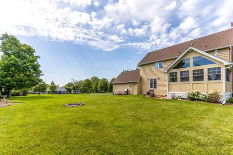 Tiny photo for 22205 W PINEVIEW Drive, Antioch, IL 60002 (MLS # 12717912)
