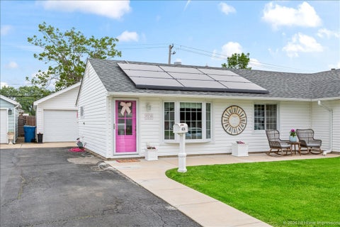 Tiny photo for 4136 W 90th Place, Hometown, IL 60456 (MLS # 12644380)